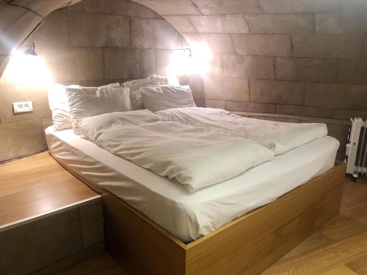 One Bedroom Stone Apartment Йерусалим Екстериор снимка