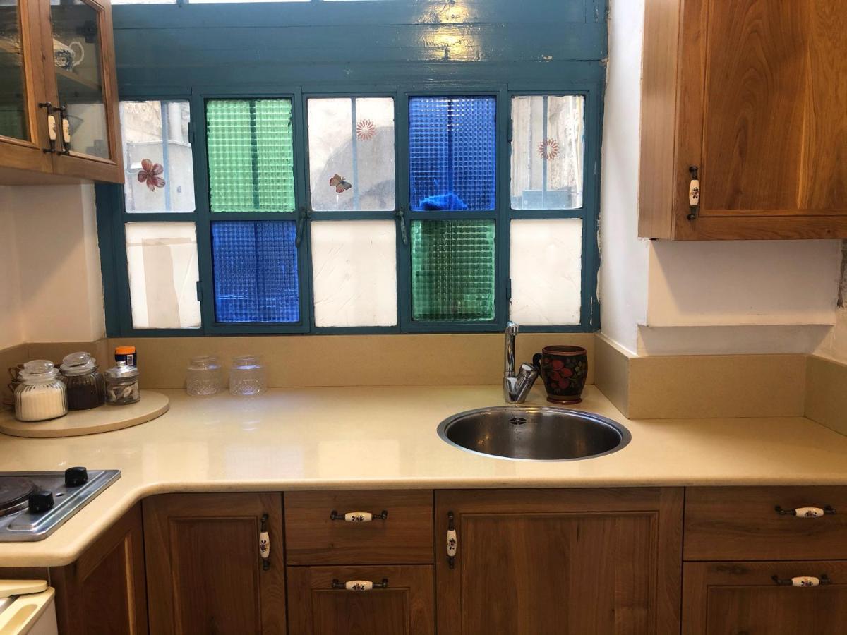 One Bedroom Stone Apartment Йерусалим Екстериор снимка